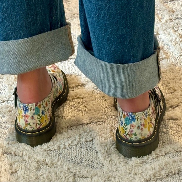 Dr. Martens 8065 Wanderlust Double strap Floral Mary Janes - Picture 12 of 16